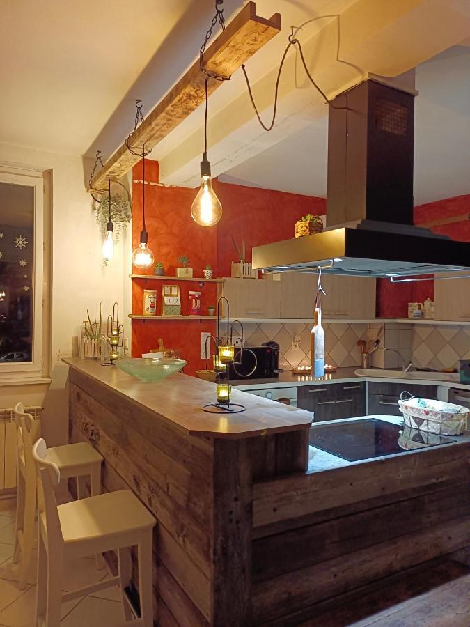 Gite Redrooster Home - 160M2, 4 Ch, 2 Sdb, Fibre, Parking, Sauna, Bain A Remous Theys エクステリア 写真