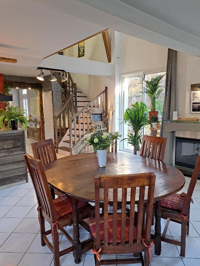 Gite Redrooster Home - 160M2, 4 Ch, 2 Sdb, Fibre, Parking, Sauna, Bain A Remous Theys エクステリア 写真
